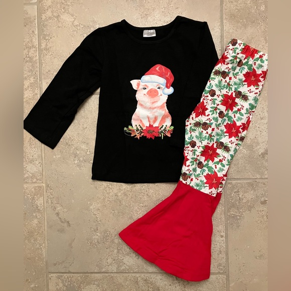 Christmas Pig Outfit - Picture 1 of 1